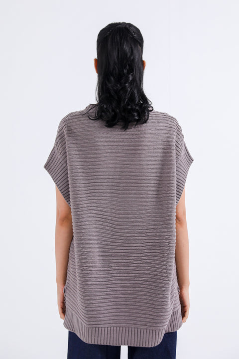 OVERSIZED CABLE KNIT JUMPER