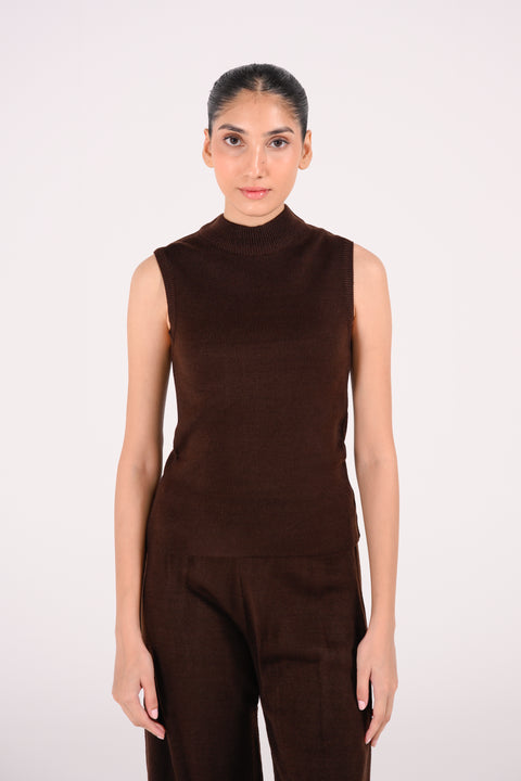SLEEVELESS MOCK NECK SWEATER