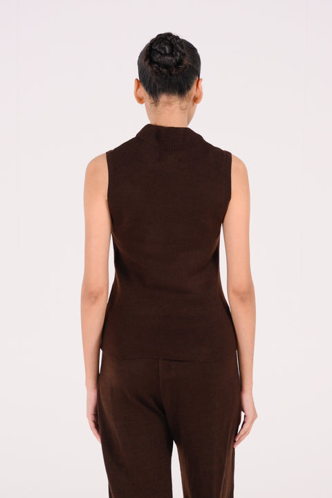 SLEEVELESS MOCK NECK SWEATER