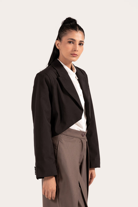PLEATED SHORT COAT
