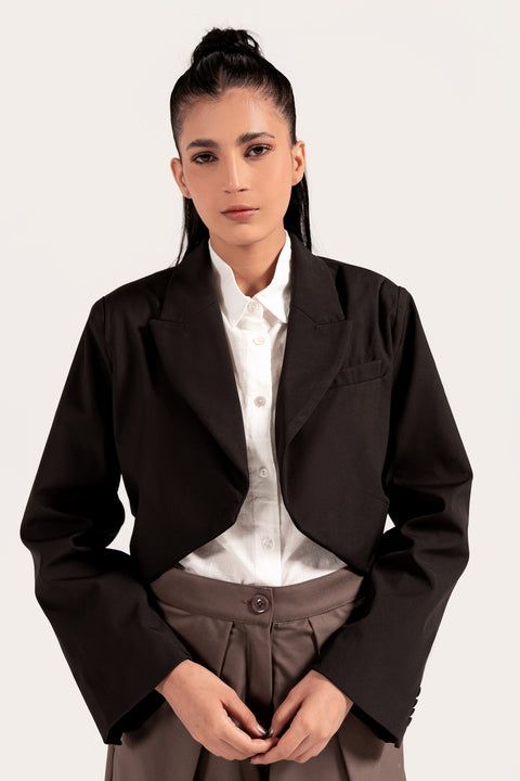 PLEATED SHORT COAT