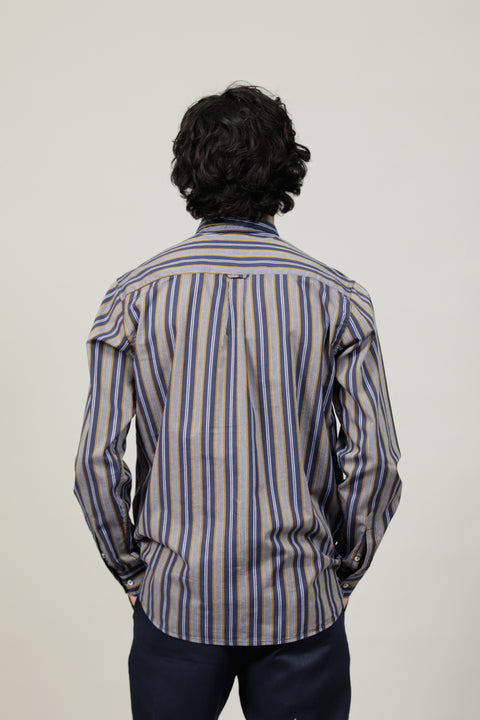 BUTTON DOWN STRIPED SHIRT