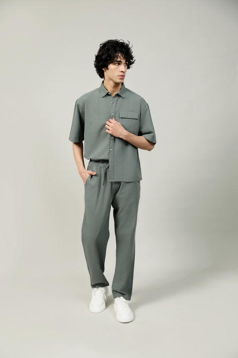 BUTTON DOWN BOXY FIT SHIRT