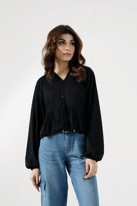 EMBROIDERED KNITTED BLOUSE