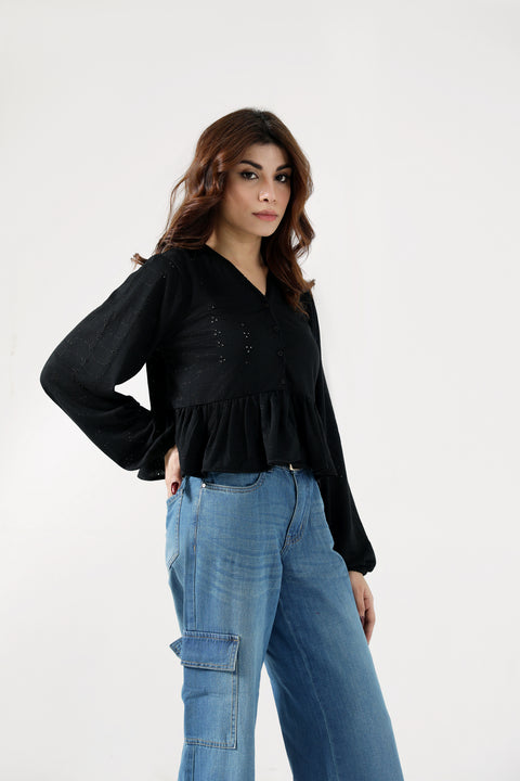 EMBROIDERED KNITTED BLOUSE
