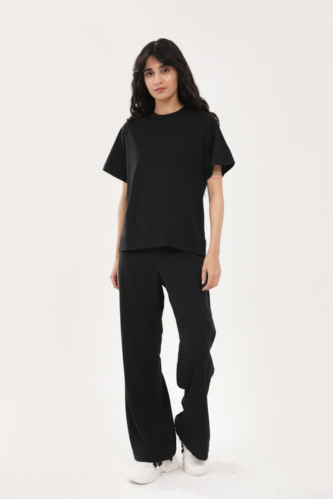 BOX FIT TEE WITH HEM DETAIL