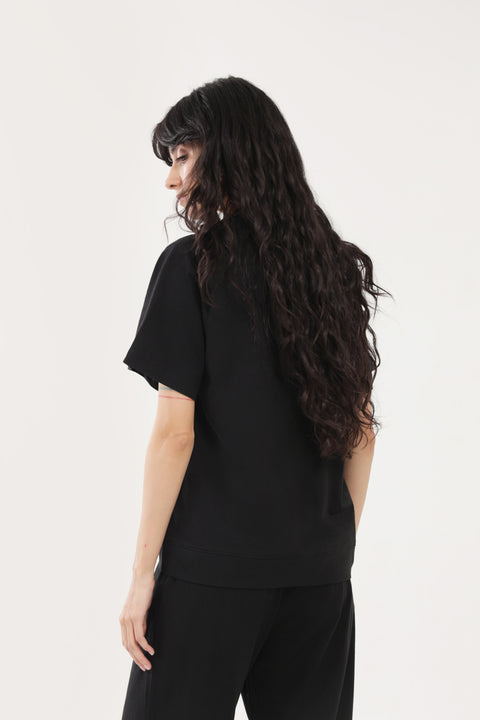 BOX FIT TEE WITH HEM DETAIL