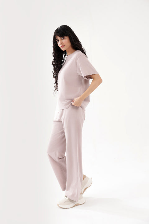 BOX FIT TEE WITH HEM DETAIL