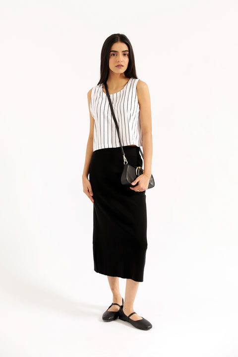 STRIPED TOP WITH BOW DETAIL