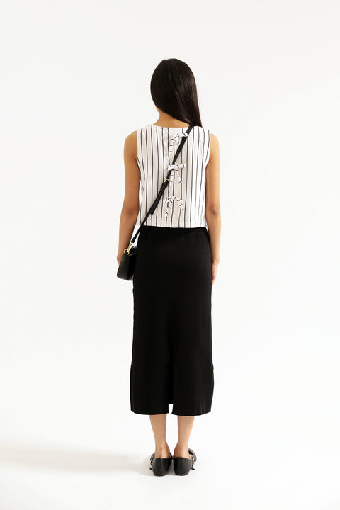 STRIPED TOP WITH BOW DETAIL