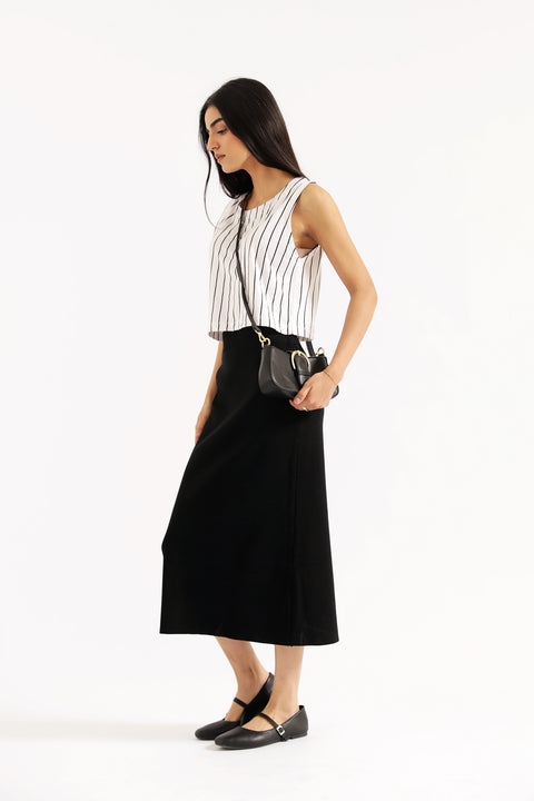 STRIPED TOP WITH BOW DETAIL