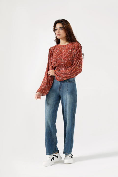 TOP WITH SMOCKING DETAIL