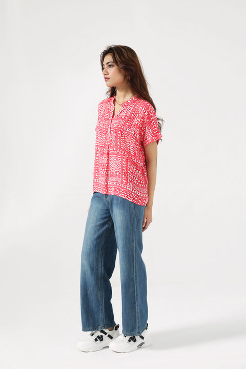 V-NECK COLLAR TOP