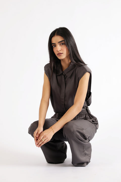 SLEEVELESS SILK TOP