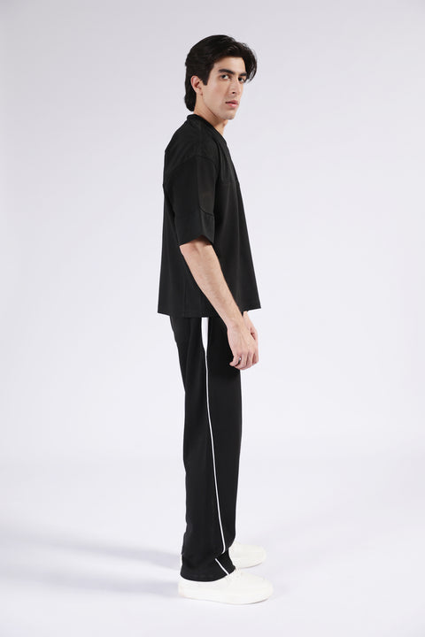 BOXY FIT CONTRAST PANEL GRAPHIC TEE
