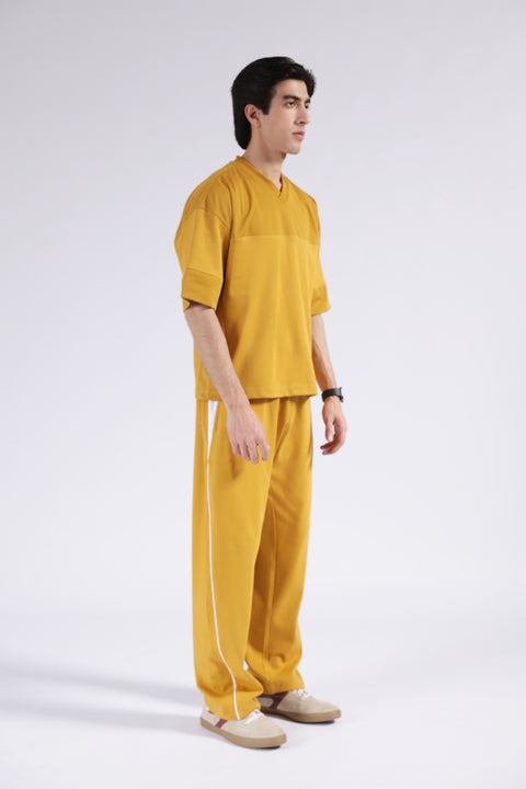 BOXY FIT CONTRAST PANEL GRAPHIC TEE