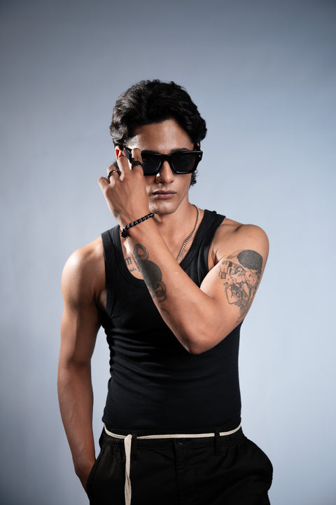 ONYX SQUARE SUNGLASSES