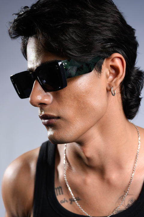 CLASH SQUARE SUNGLASSES