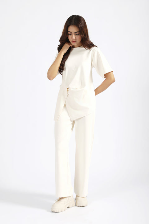 ASSYMETRICAL PLEATED TO TEE