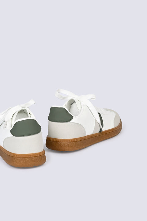TRAINERS
