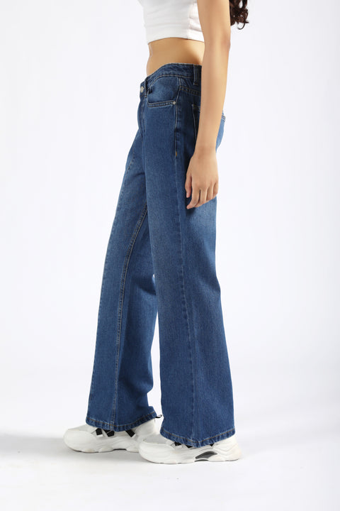 PANELLED FLARED FIT DENIM