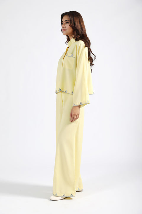 EMBROIDERED BOXY TOP