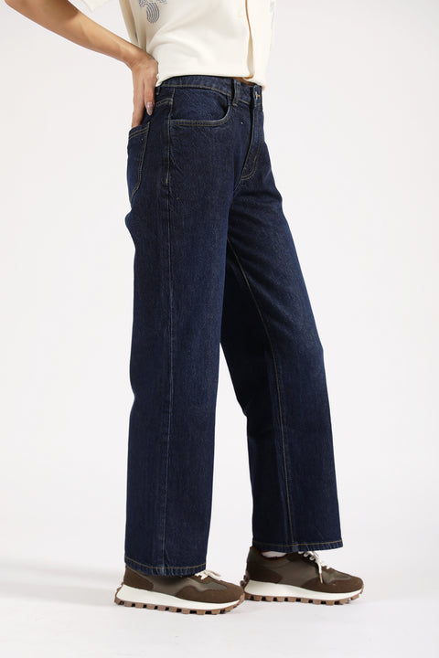 STRAIGHT FIT DENIM