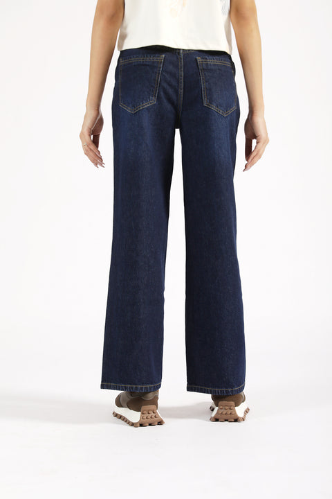 STRAIGHT FIT DENIM