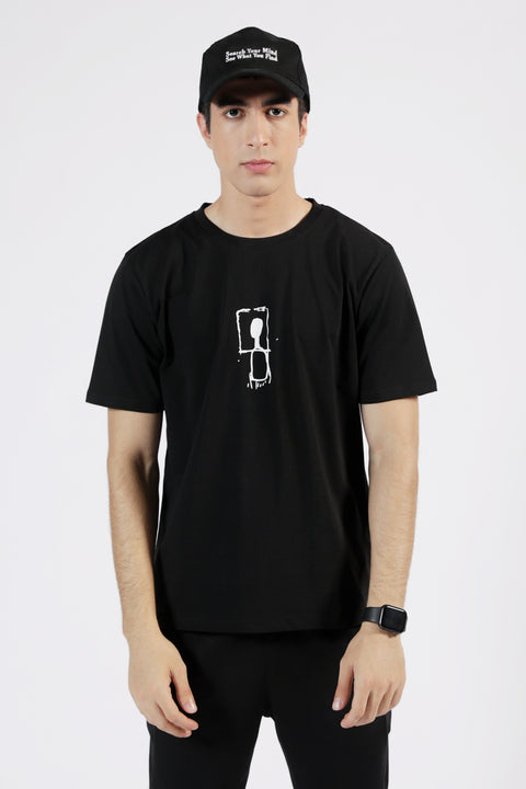 GRAPHIC TEE