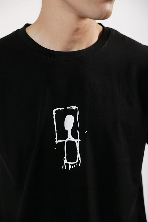 GRAPHIC TEE