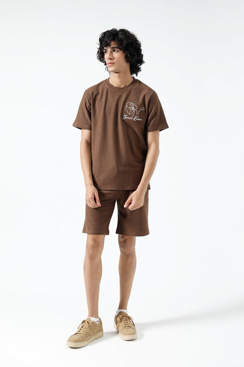 EMBROIDERED TEXTURED TEE