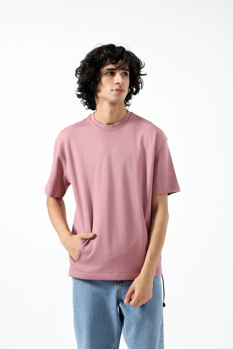BAGGY FIT TEE WITH POCKET