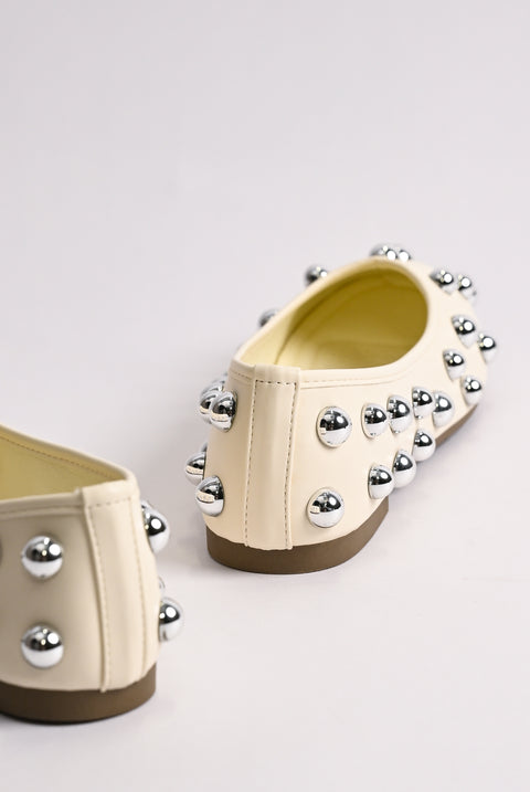 BALLET FLATS WITH CHUNKY STUDS