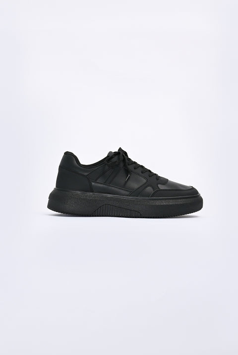 TRAINERS