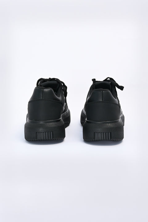 TRAINERS
