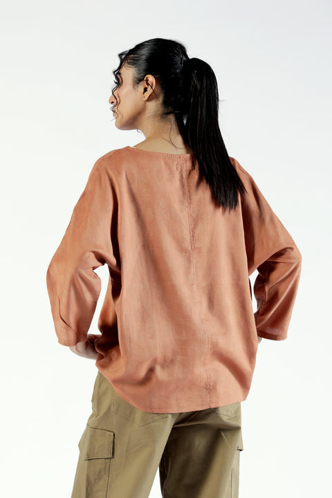 BUTTON DOWN TOP WITH COLLAR DETAIL