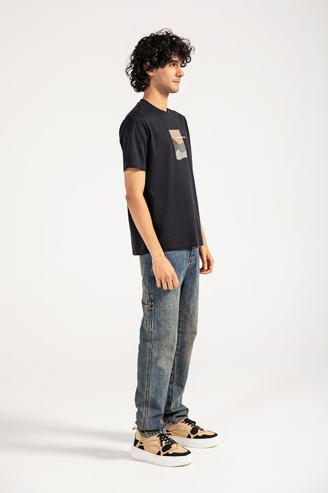 GRAPHIC TEE