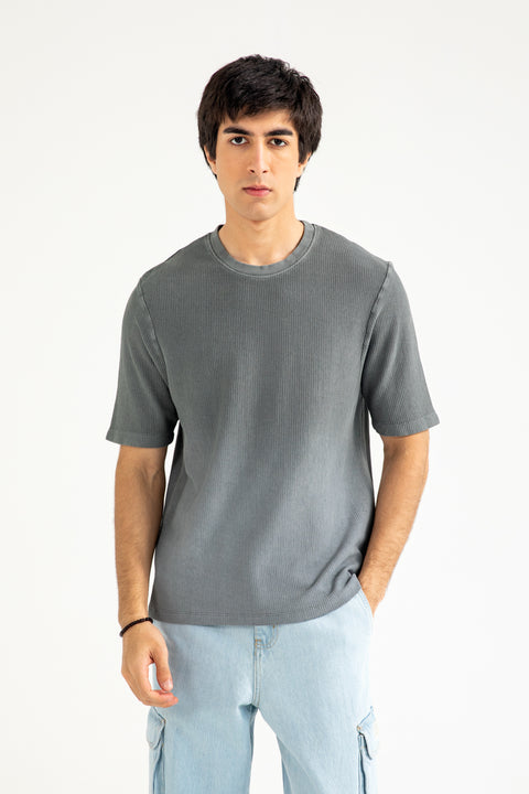 WASHED EFFECT TEXTURED TEE
