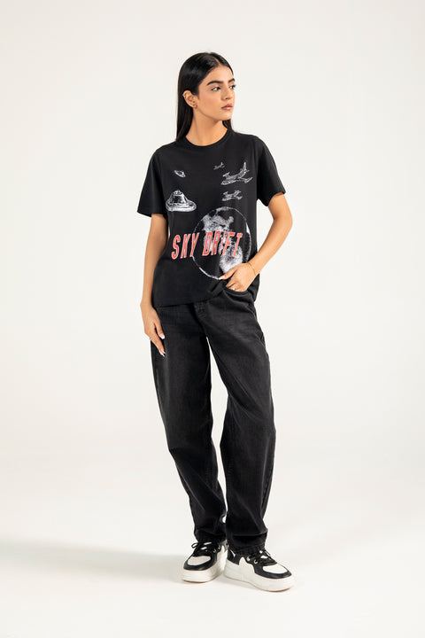 GRAPHIC TEE