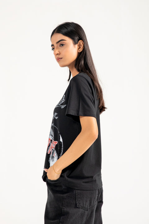 GRAPHIC TEE