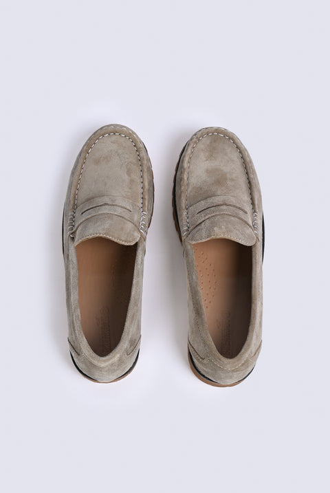 LOAFER