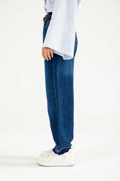 BARREL FIT DENIM