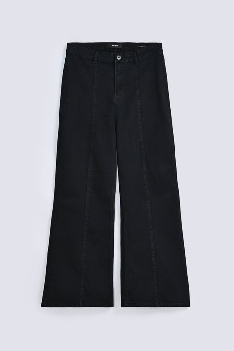 FLARED FIT DENIM