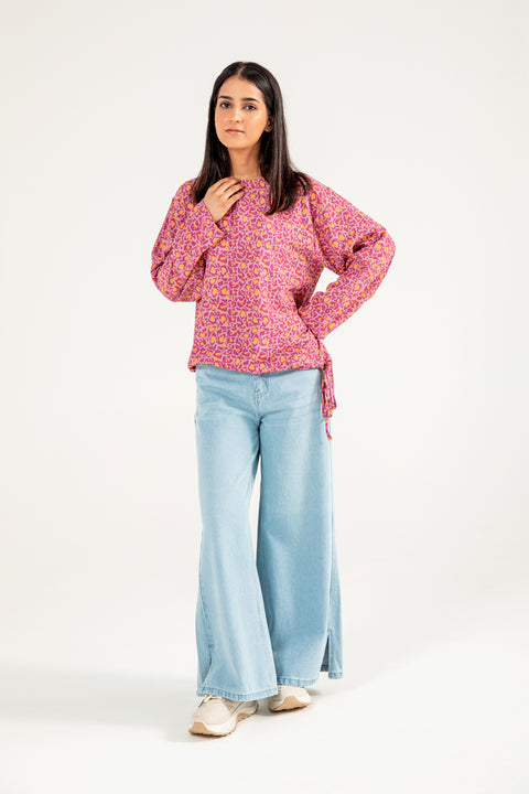 PRINTED TOP WITH HEM DETAIL TOP