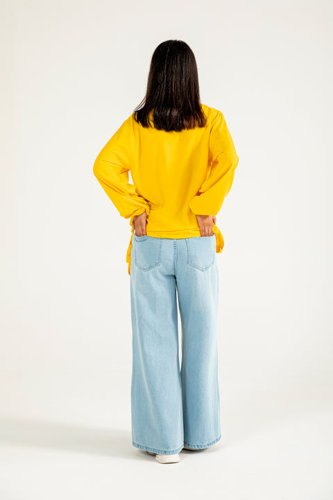 TOP WITH HEM DETAIL