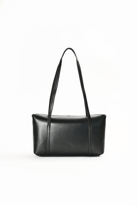 SHOULDER BAG WITH MAGNETIC CLOSURE