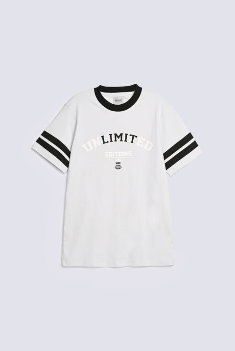 TEXTURED GRAPHIC TEE