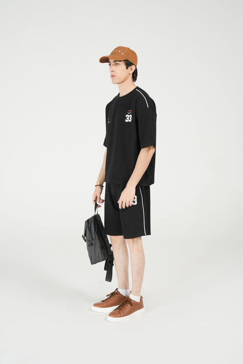 TEXTURED BOXY FIT GRAPHIC TEE