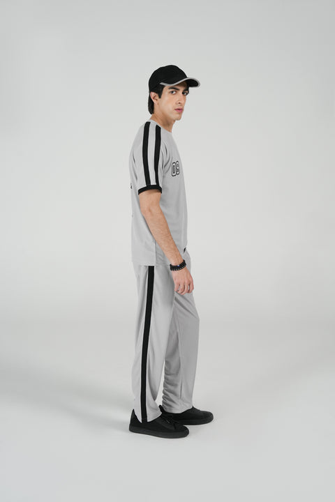 TEXTURED GRAPHIC TEE