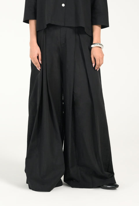 PLEATED WIDE LEG PANTS